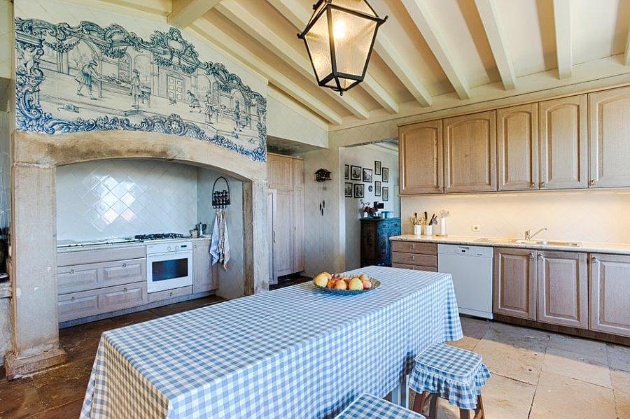 4 bedroom villa refurbished