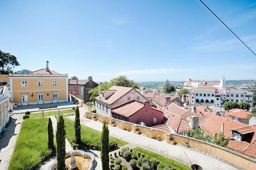 Moradia T4+3 a luxury home for sale in Sintra, , Lisboa Property IDPF5186 Christie's