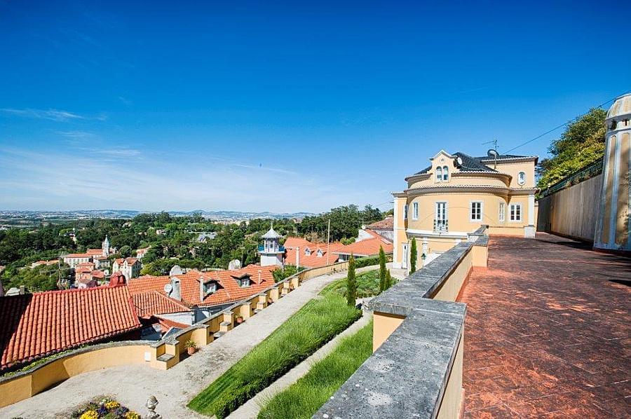 Moradia T4+3 a luxury home for sale in Sintra, , Lisboa Property IDPF5186 Christie's