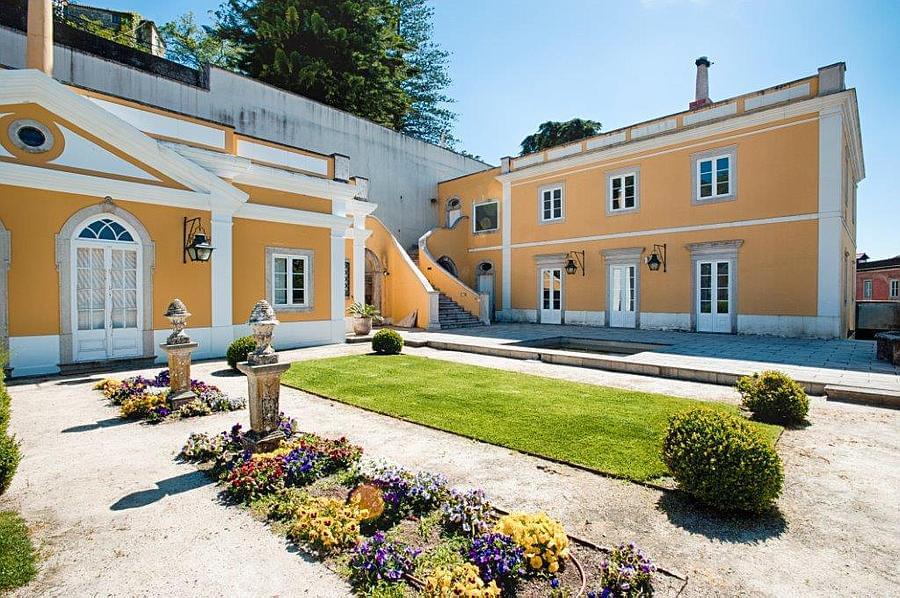 Moradia T4+3 a luxury home for sale in Sintra, , Lisboa Property ID