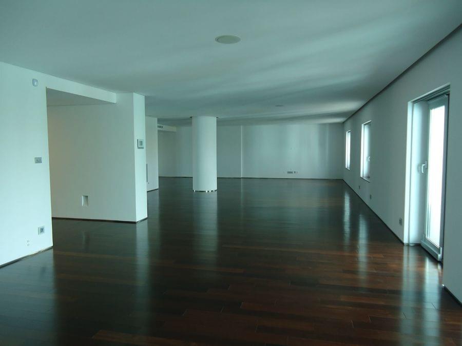 DSC09070.JPG34289A15541