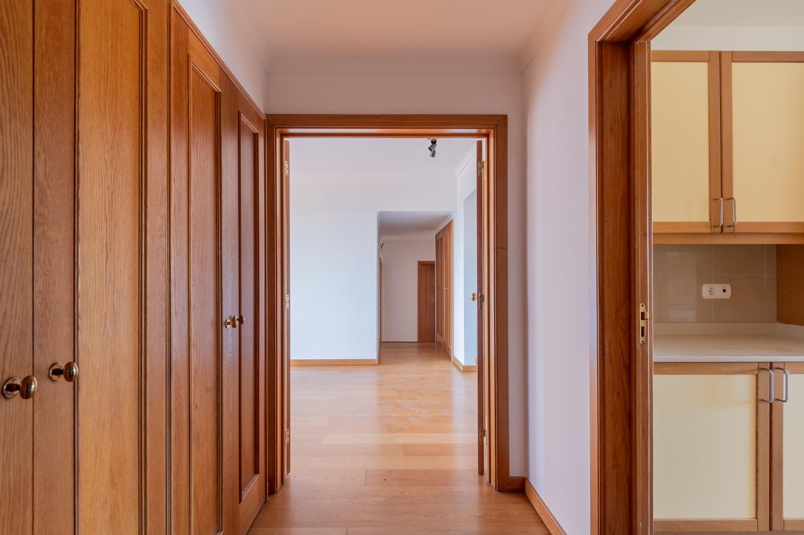 Apartamento T4 com jardim, Monte Estoril, Cascais - Imagem 11