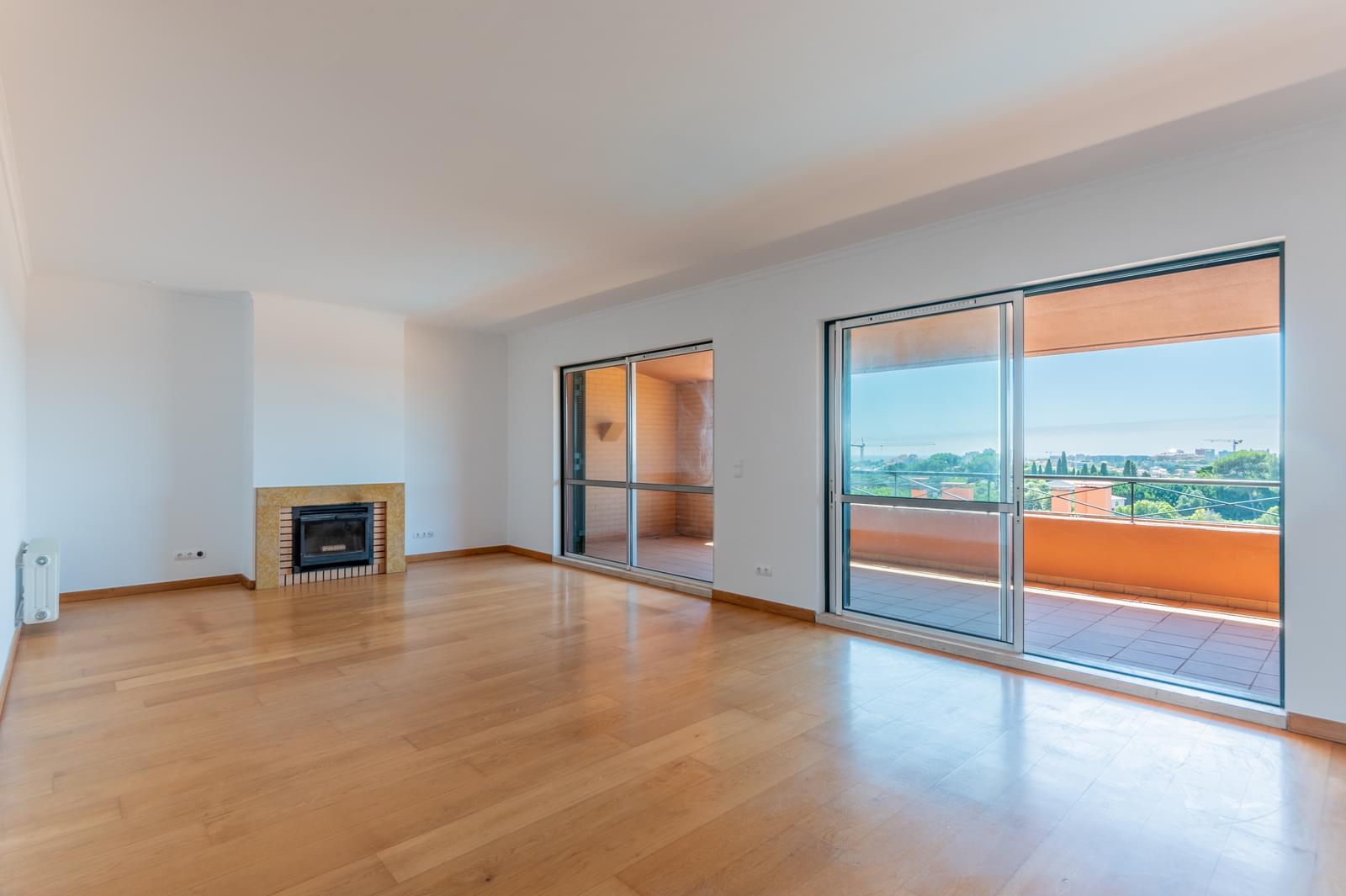 Apartamento T4 com jardim, Monte Estoril, Cascais - Imagem 2