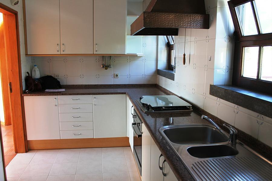 Moradia T3 com piscina, Areia, Cascais - Imagem 9