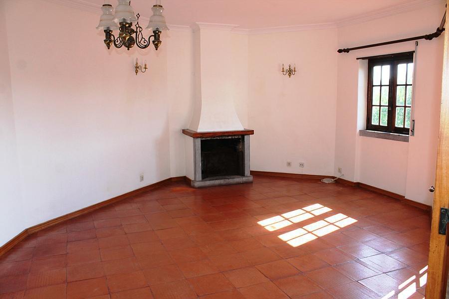 Moradia T3 com piscina, Areia, Cascais - Imagem 4