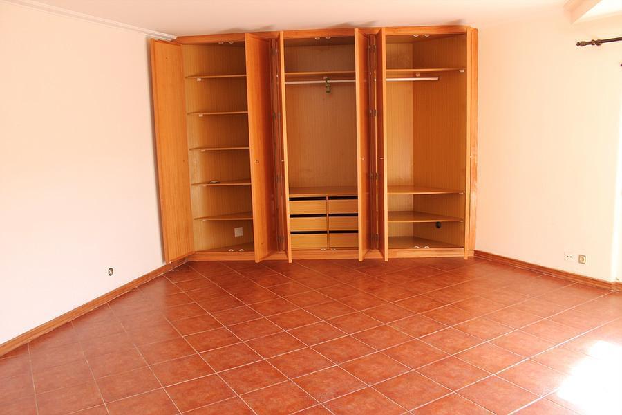 Moradia T3 com piscina, Areia, Cascais - Imagem 19
